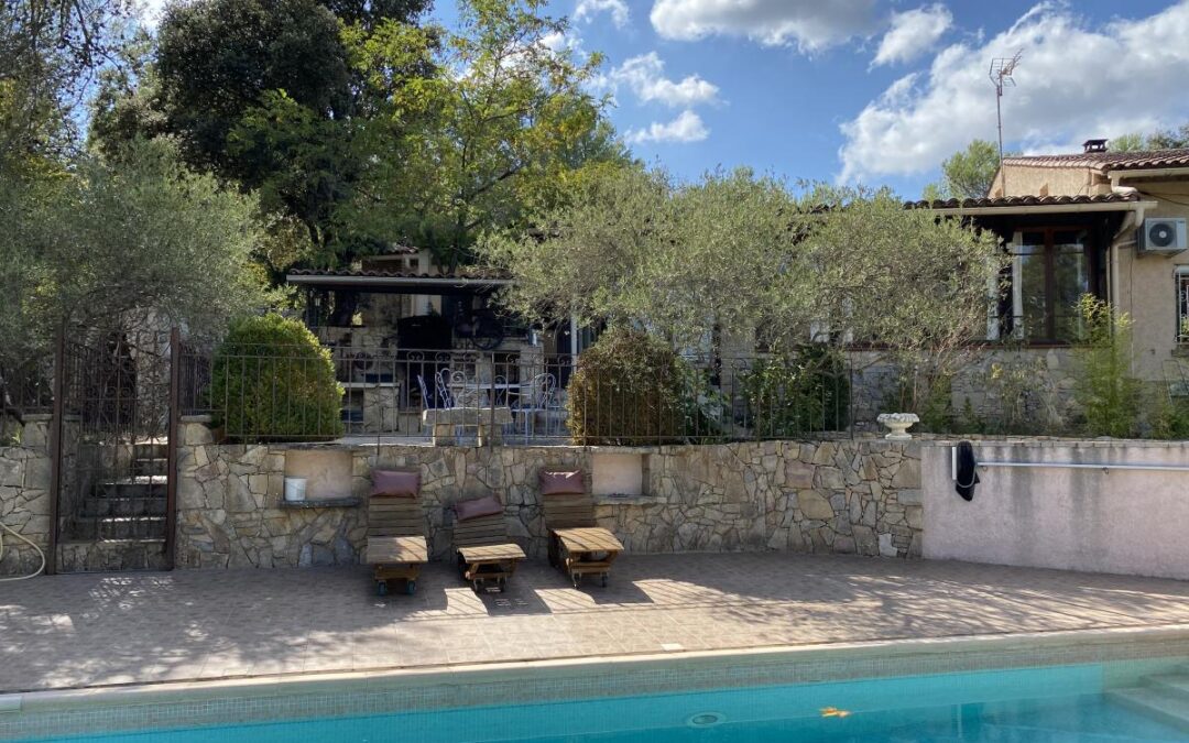 Vente Maison – 9 pièces – 200 m² à Nîmes (30000)